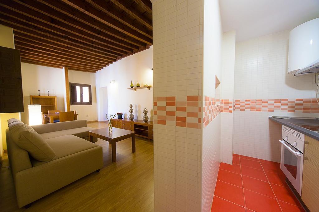 Apartamentos Del Casco Toledo Room photo
