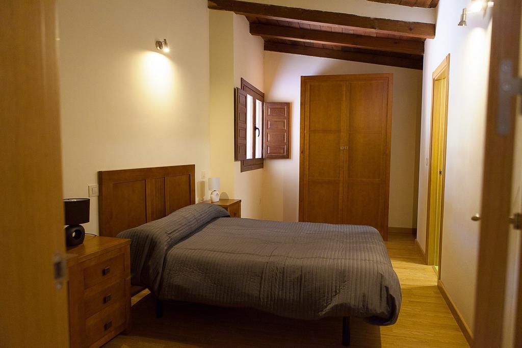 Apartamentos Del Casco Toledo Room photo