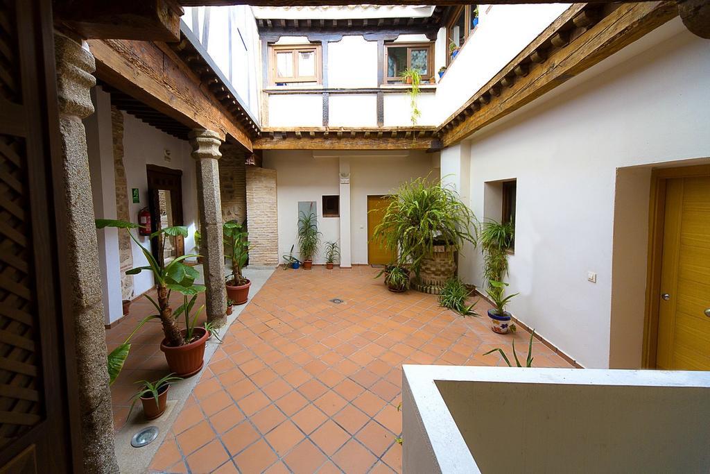 Apartamentos Del Casco Toledo Room photo